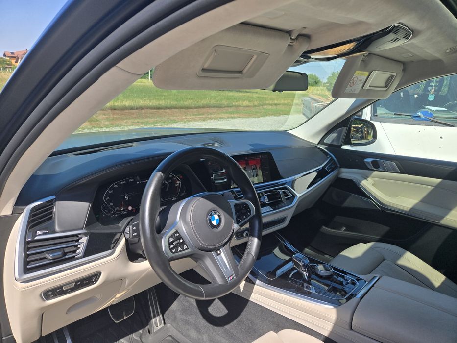 BMW X7 M50i V8 • FULL • Bowers & Wilkins • Night Vision • Garanție2026