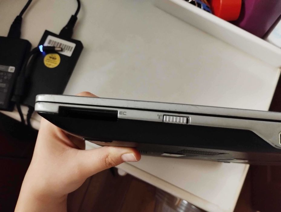 Dell Latitude E6220 – 8GB RAM, Intel i5 2520M, 239GB SSD