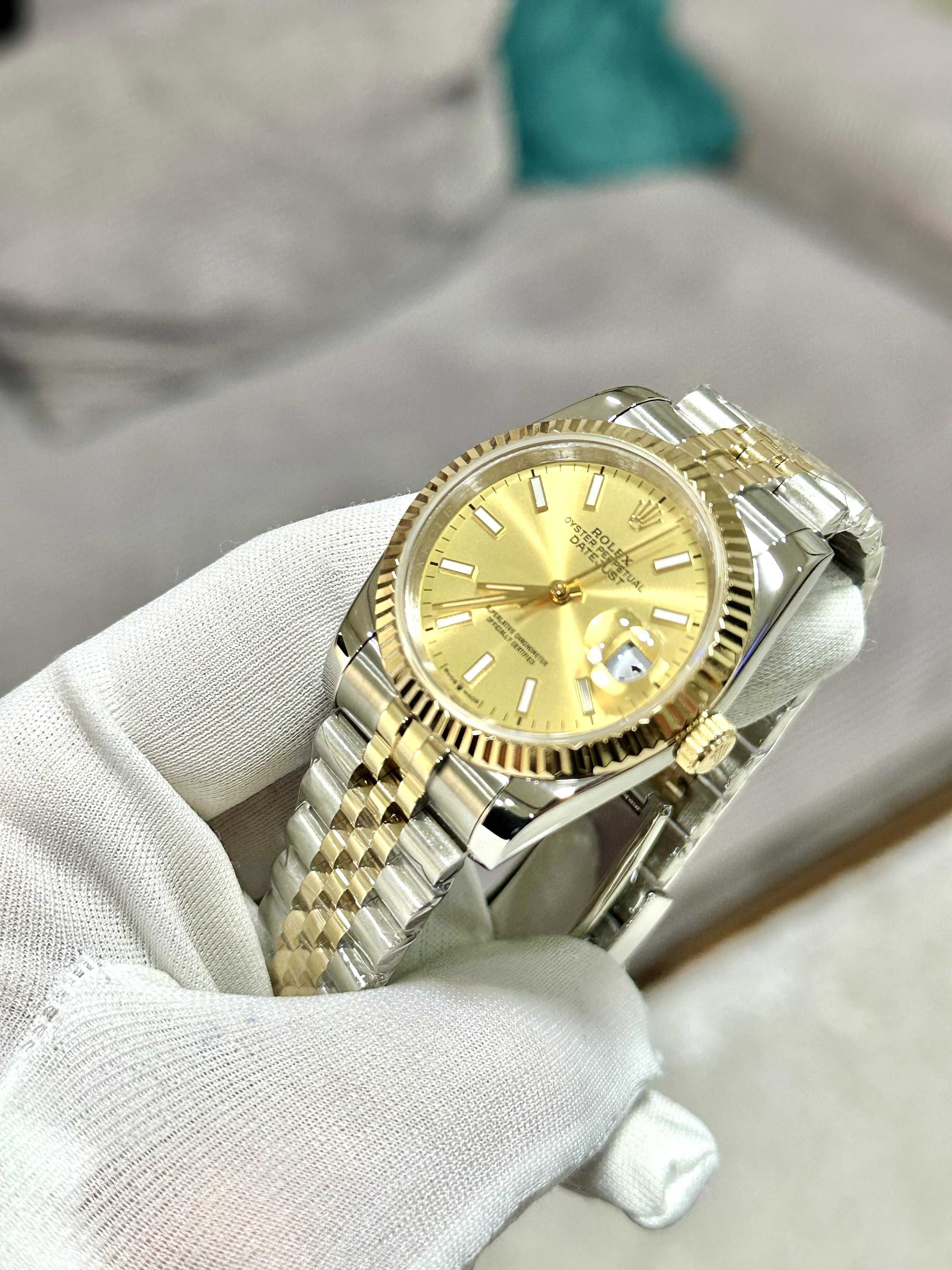Мъжки Часовници 41mm сребристо злато / златен циферблат