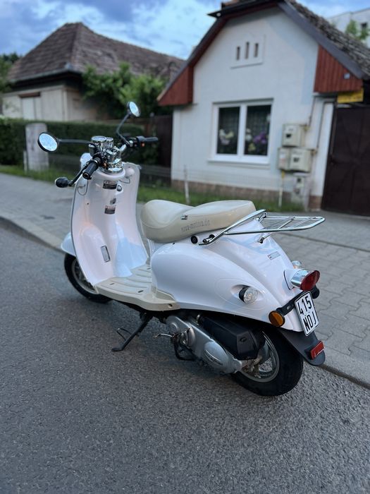Scuter Retro 49/50 cmc 4t RAR în 06.06.