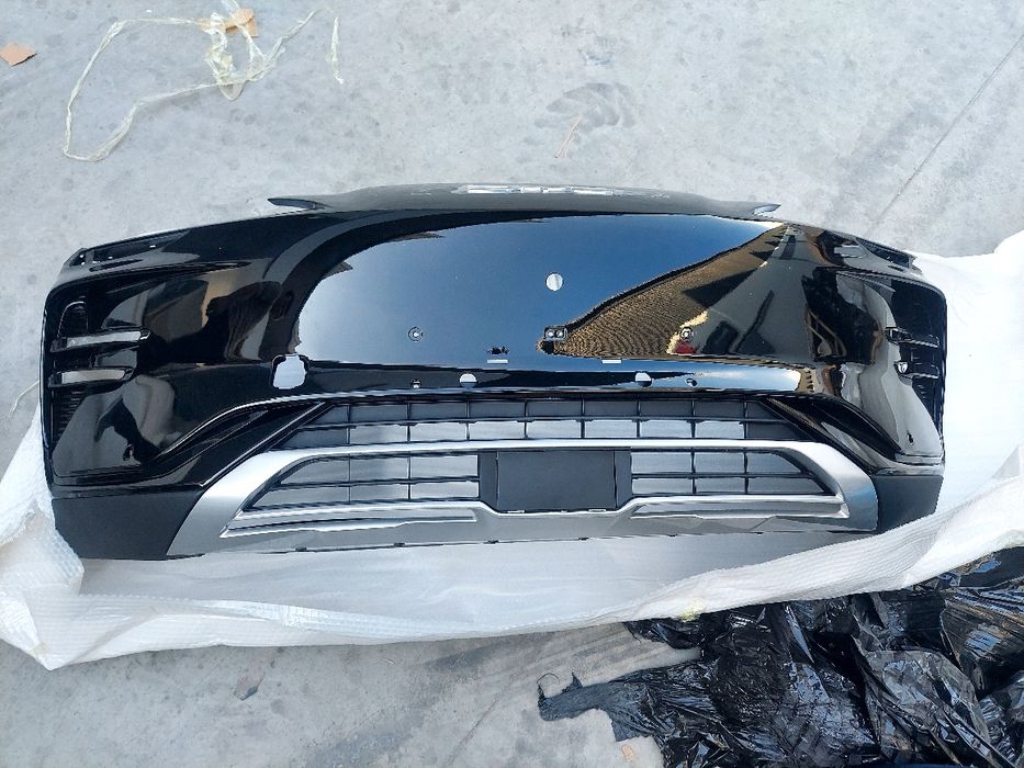 Byd va lixiang tayyor hitoyda bòyalgan bamperlar