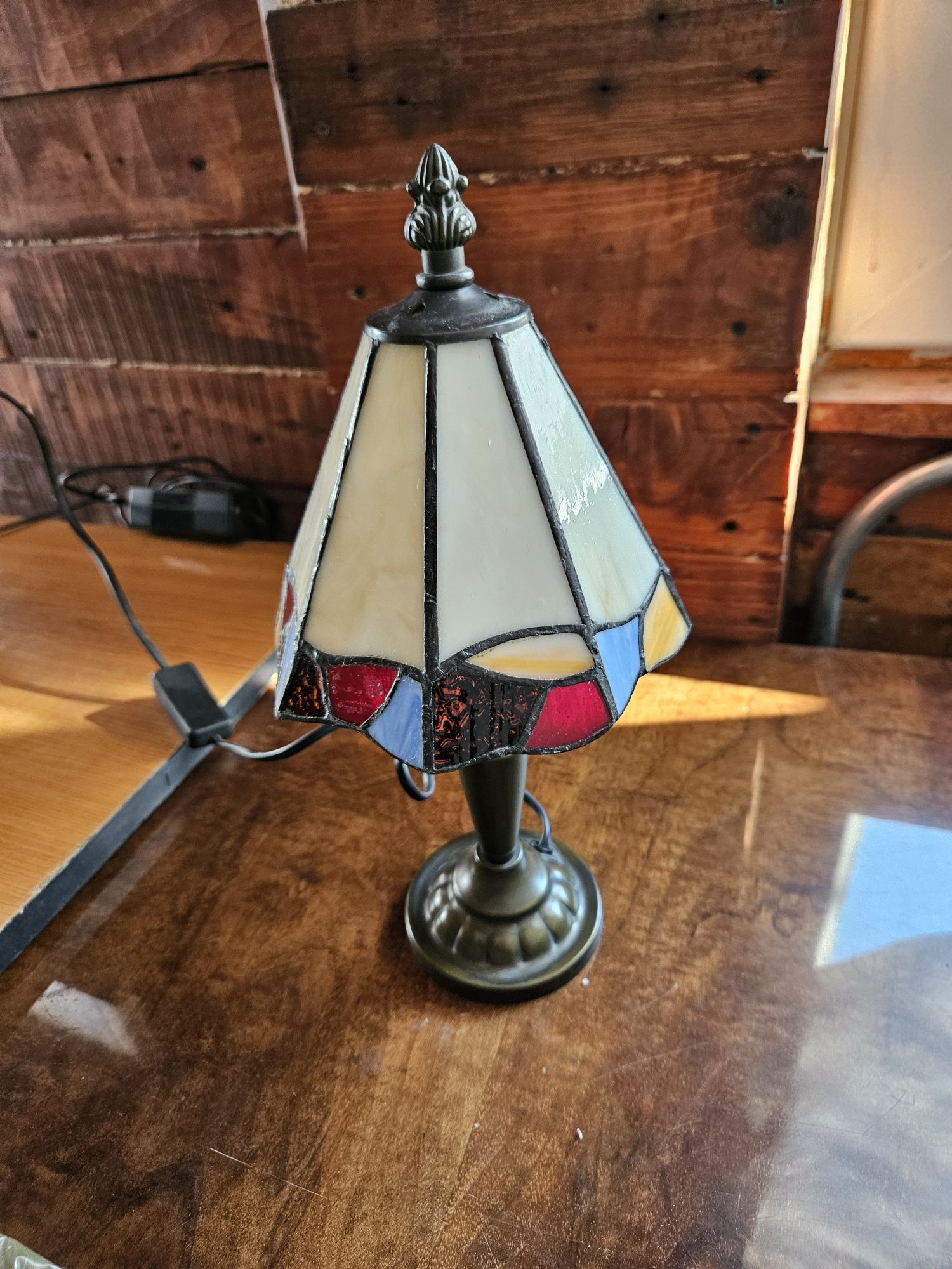 Lampa stil  tiffany model antichizat