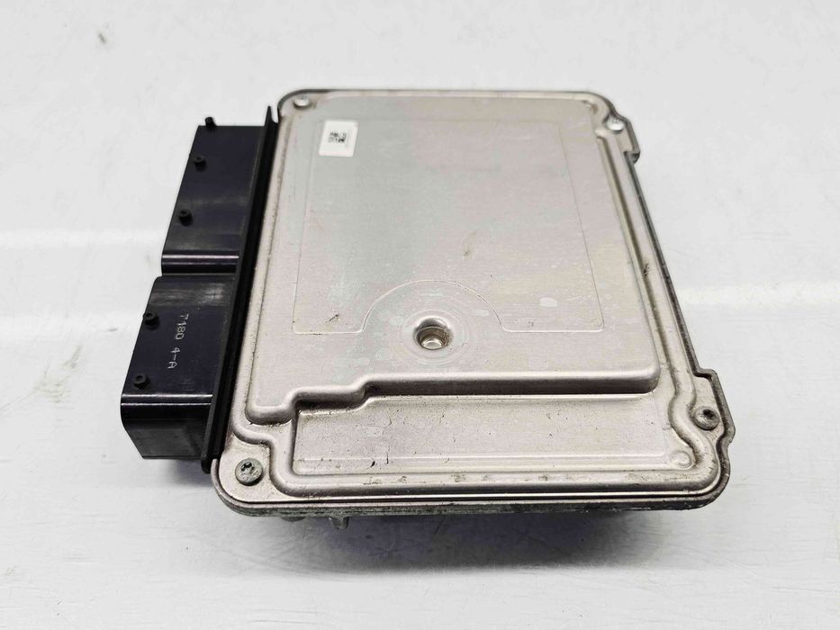Calculator motor ECU  Volkswagen Golf 6 (5K1) [Fabr 2009-2013] 03L9060