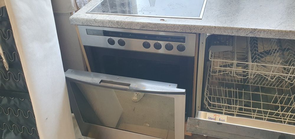 Plita cu cuptor electric, mașina de spălat vase