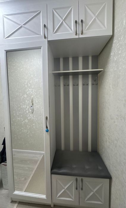 Продам прихожую б/у в отличном состояний