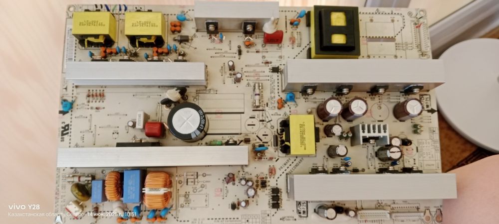 Плата питания от телевизора LG 32LG3000