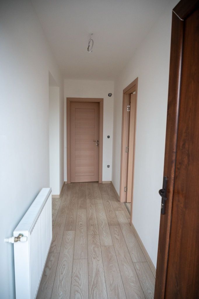 Vand casa noua P+M finisata si imediat ocupabila