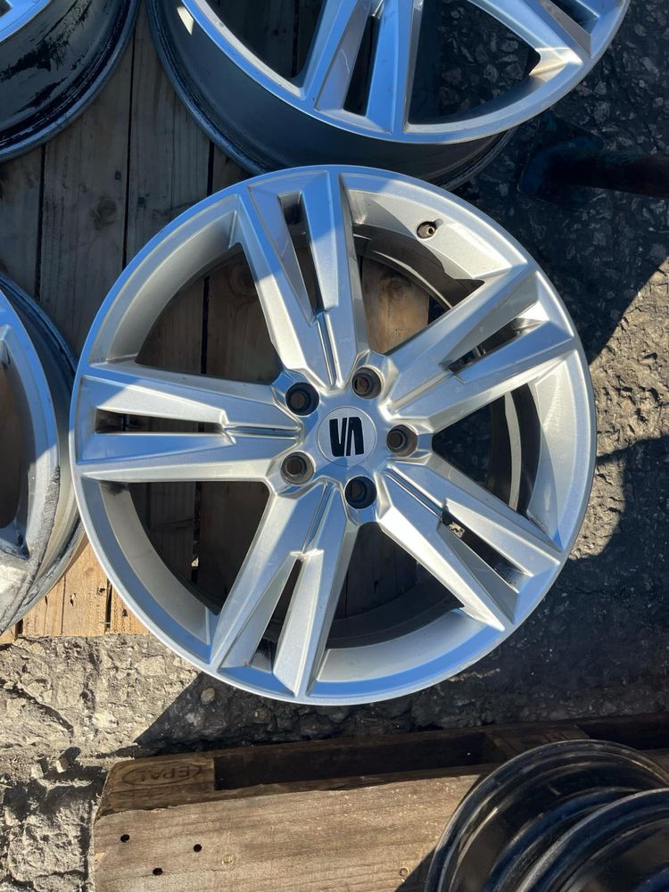 Джанти оригинални 18'' Vw Audi Seat Skoda 5x112 Ет43 7j 5601025E н90