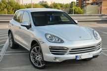 Porsche cayenne 2013