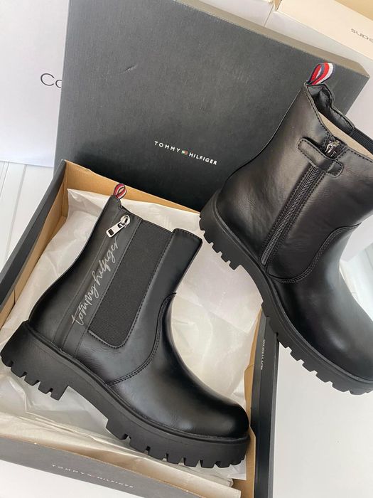 Нови боти Tommy Hilfiger