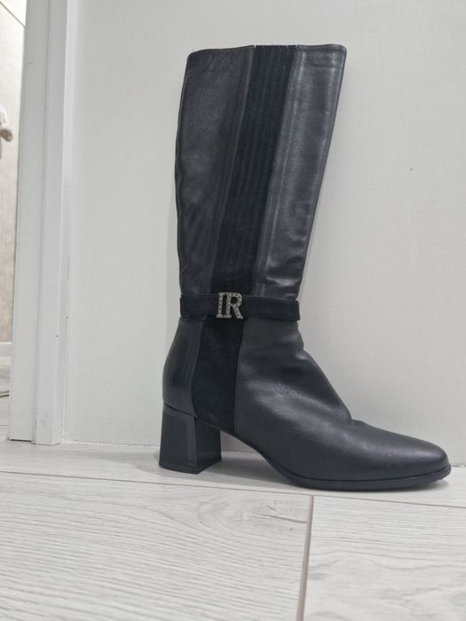 Продаются зимние итальянские сапоги