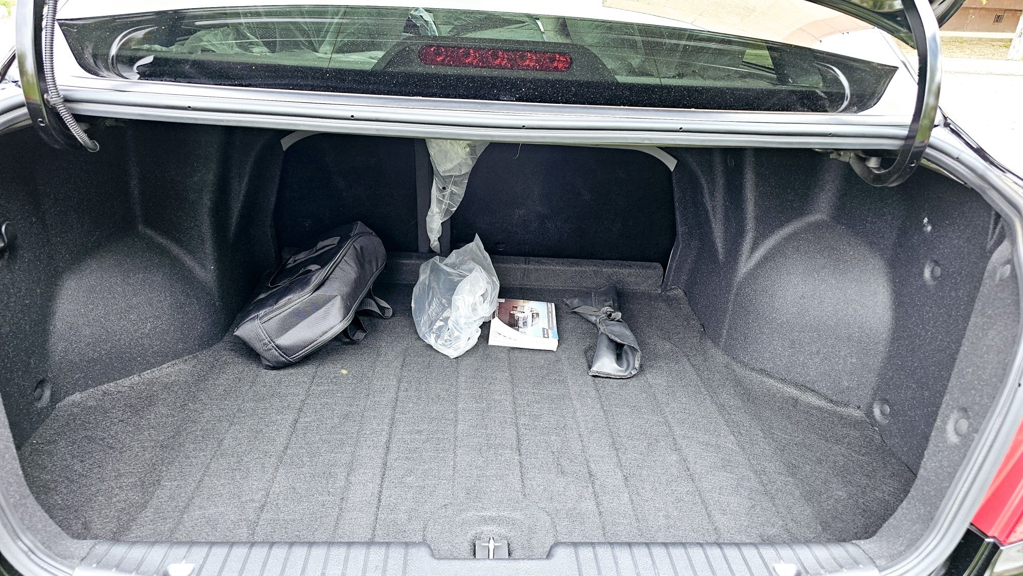 Gentra 3 A/T lyuk va Abs bor