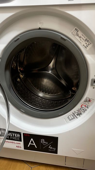 Комбинирана Пералня със сушилня за вграждане AEG-АЕГ 8/4 кг 1600 об/м