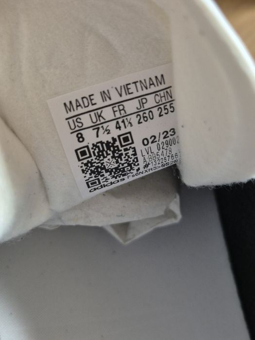 Adidas Gazelle чисто нови, 41 1/3