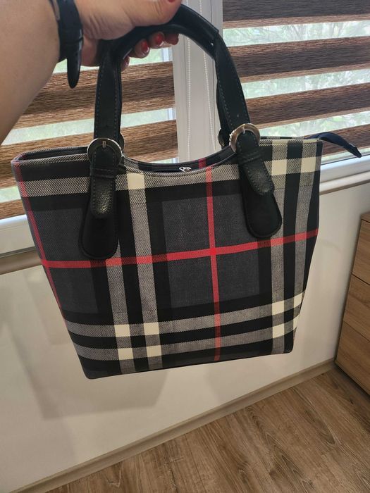 Дамски кожени чанти