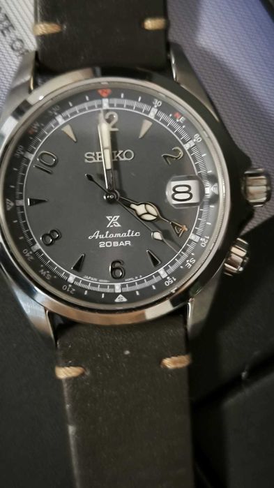 Seiko Prospex Alpinist SPB201J1
Mountain Sunset