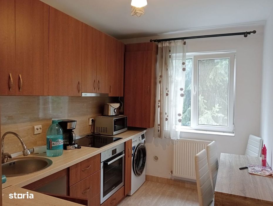 Apartament 3 camere  de închiriat mobilat utilat