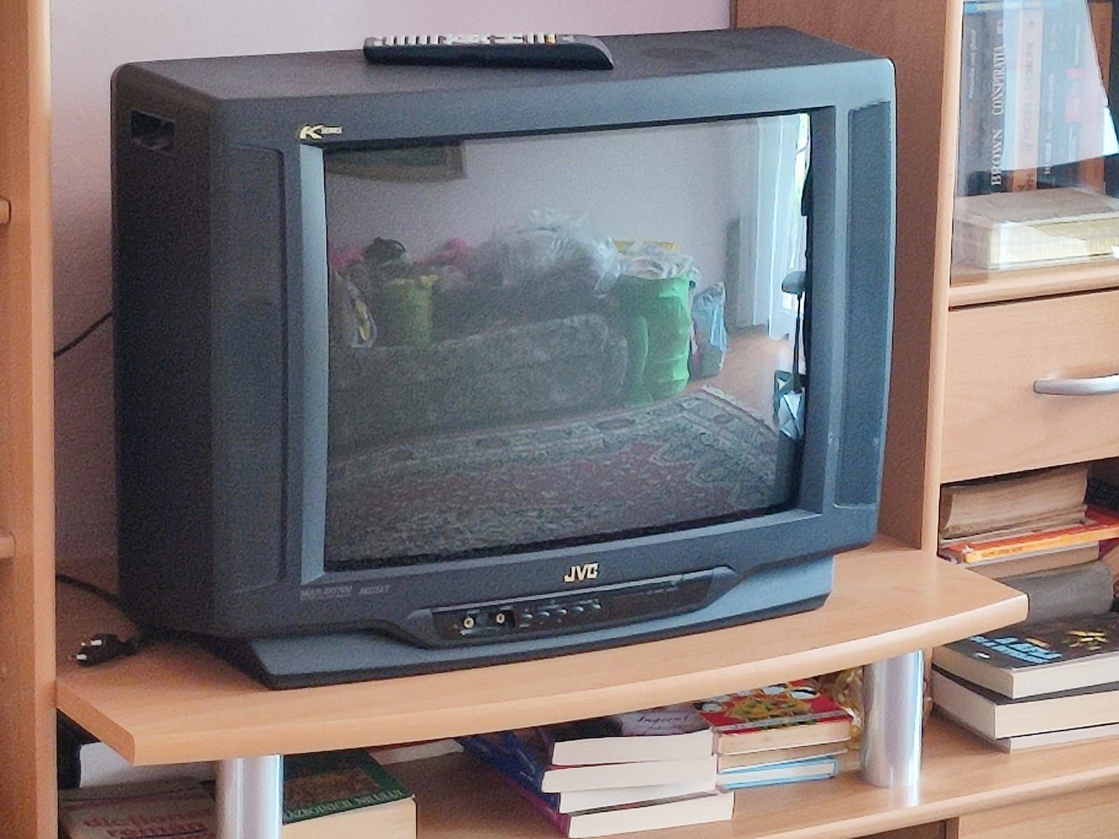 Televizor color JVC