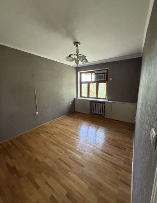 Квартира вторичка 3 х комнатная ц 6