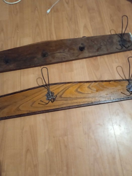 старинни закачалки за стена