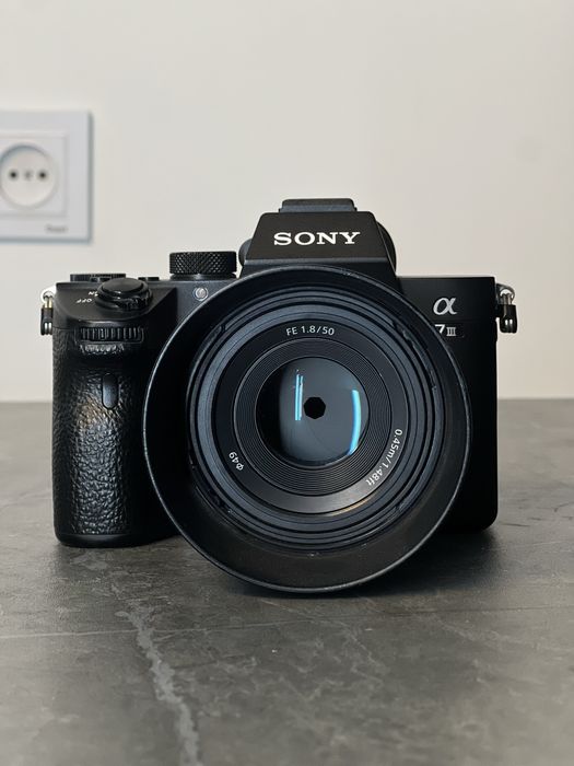 Sony a7 iii kamera sotiladi