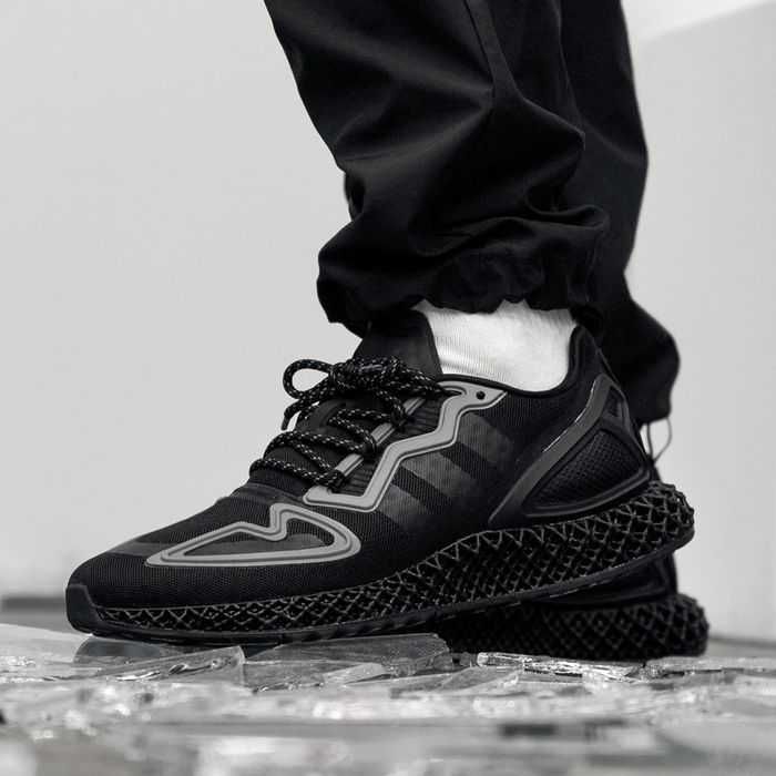 Adidas ZX 2K 4D "Triple Black" ,Marime 44 2/3, Noi.