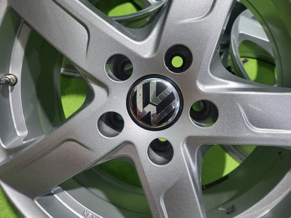 17 5x112 Vw Passat Touran Caddy лети джанти 5х112
