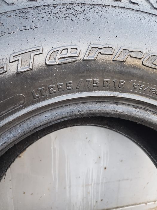 Гуми295/75/16 bf Goodrich all terrain