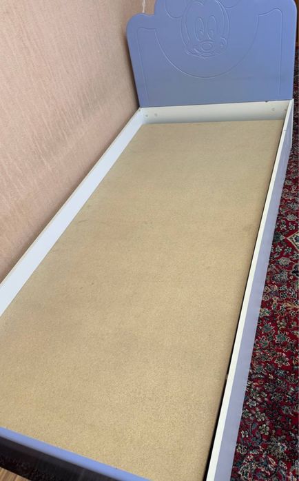 Кровать соттилади