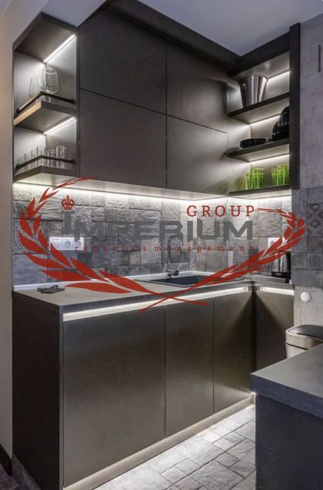 Дава се под наем Тристаен апартамент в Варна, ВИНС - 80 кв.м за 765 € - Снимка #2