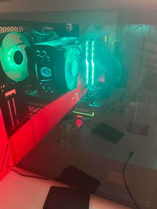 Vand PC Gaming Intel i7 9700k GPU Nvidia RTX 5060 Ghost