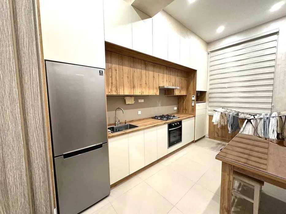 Сдаётся квартира на Мега Планет 2/3/9 128*