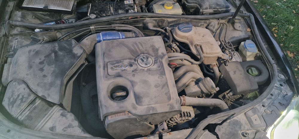 Vand passat b5.5 pt piese 2.0 benzina