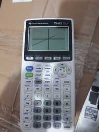 Calculator de birou  Texas Instruments TI-82 Plus