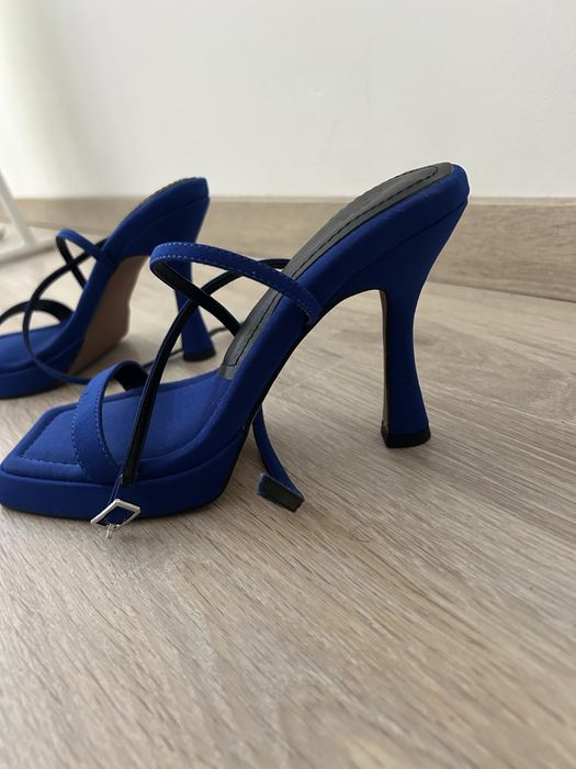 Сандали на висок ток Asos