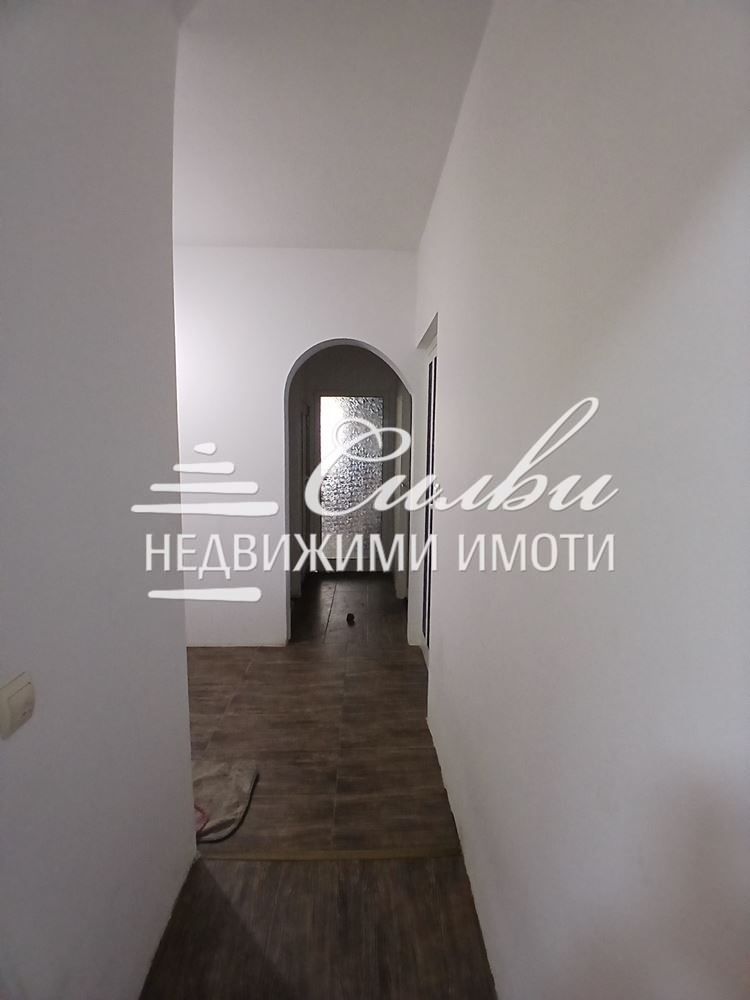 Продава се Многостаен апартамент в Шумен, Тракия - 115 кв.м за 1331 €/кв.м - Снимка #11