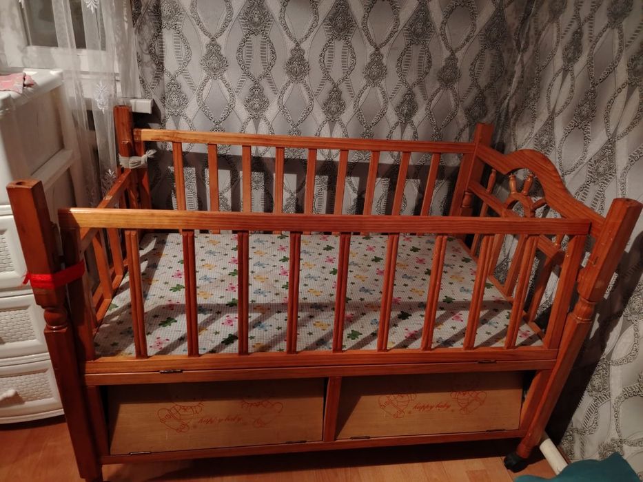 Отдам даром детскую кроватку