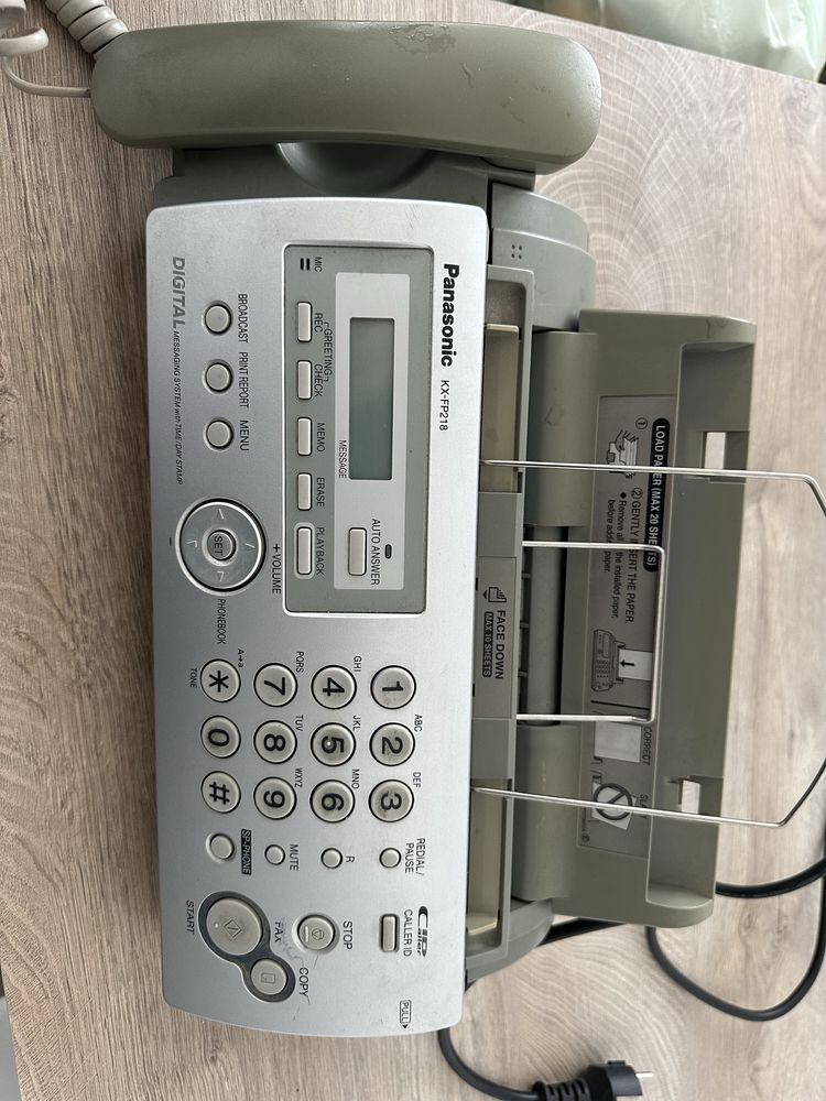 Телефонен факс Panasonic KX-FP218