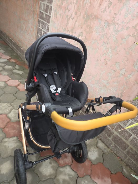 Cărucior 3 în 1 
Carucior 3 in
