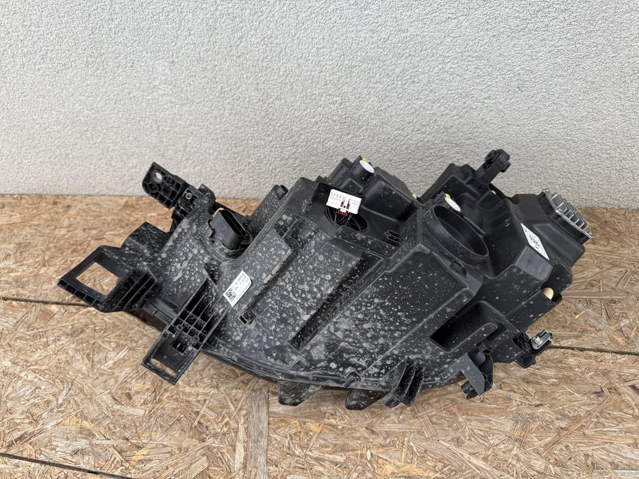 Far dreapta VW ID4 id.4 Full LED Original Europa