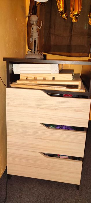 Birou de lemn pentru PC Laptop - 3 sertare, 1 spatiu depozitare