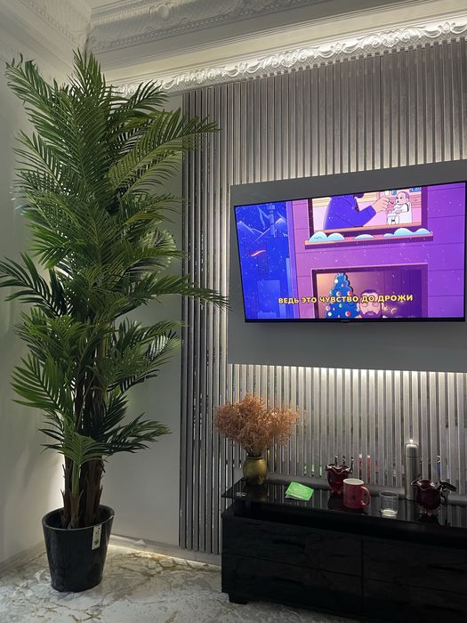 Уй сотилади евро ремонт килинган мебели хамма нарсаси билан сотилади