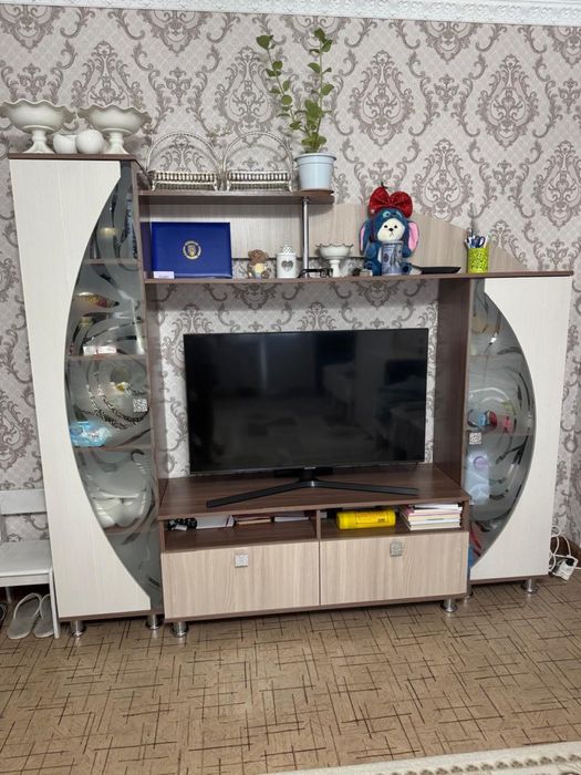 Стенка на зал или в гостиную