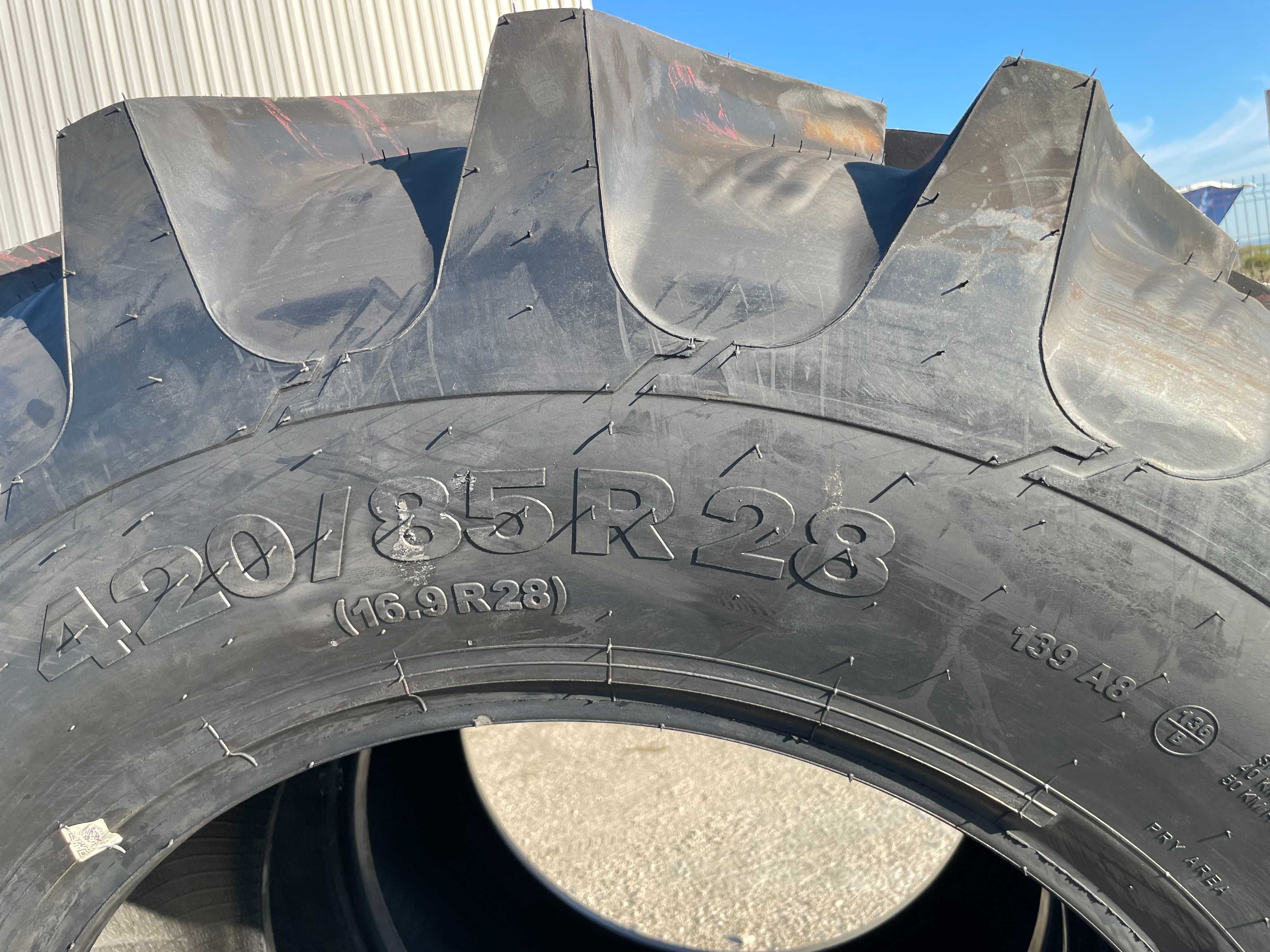 16.9r28 420/85r28 cauciucuri agricole cu GARANTIE case fendt