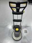 Masina de curatat podele  Karcher