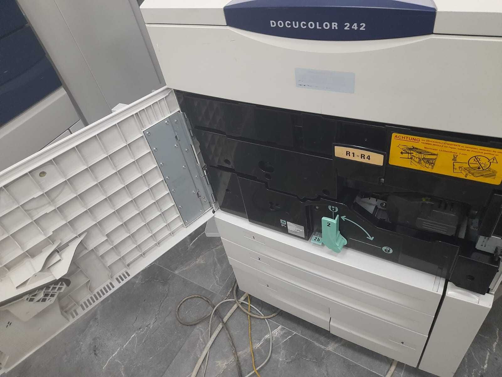 Продам  Xerox DC 242