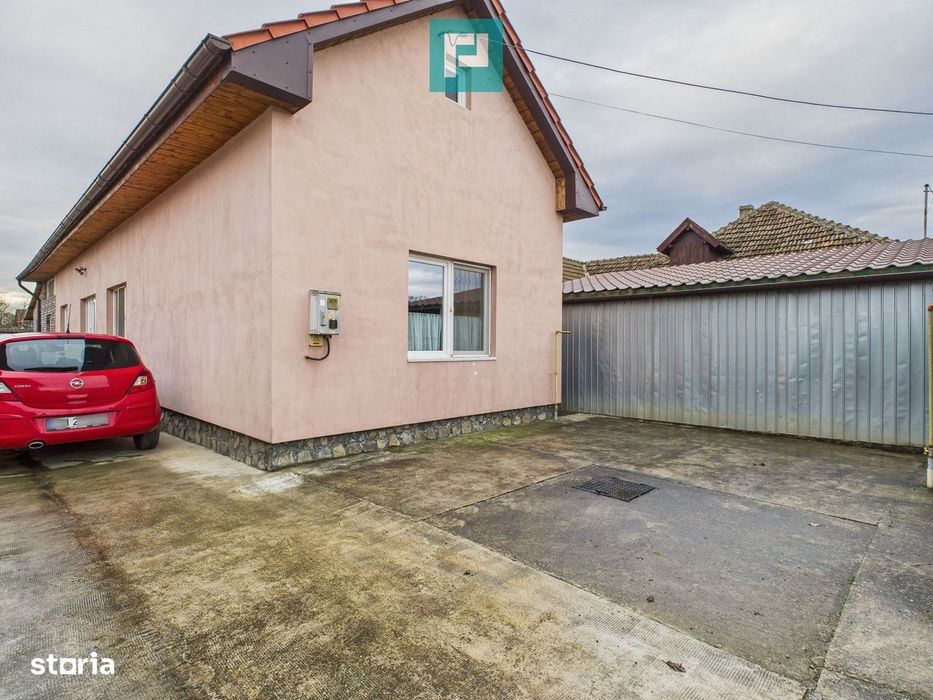 Casă cu 4 camere în Curtici pentru investiții