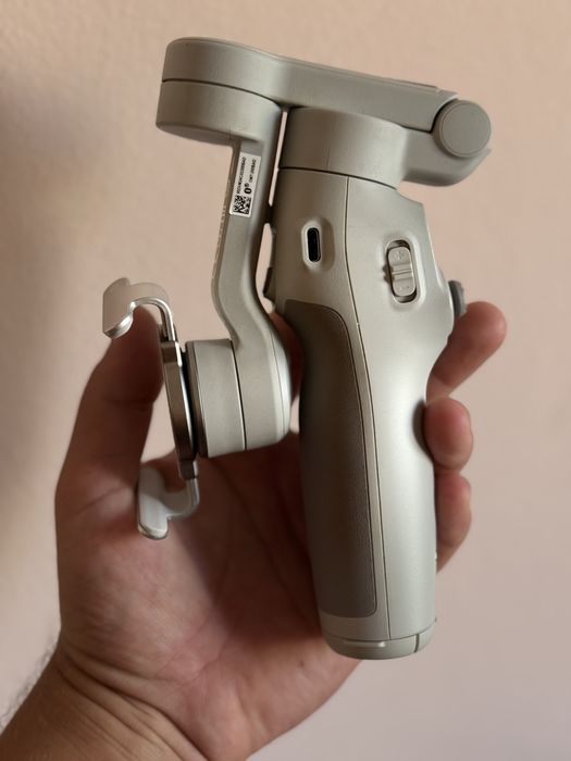 DJI OsmoMobile 7