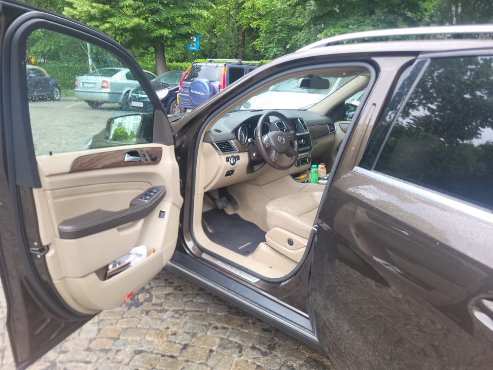 Mercedes-Benz ML 350 an 2013