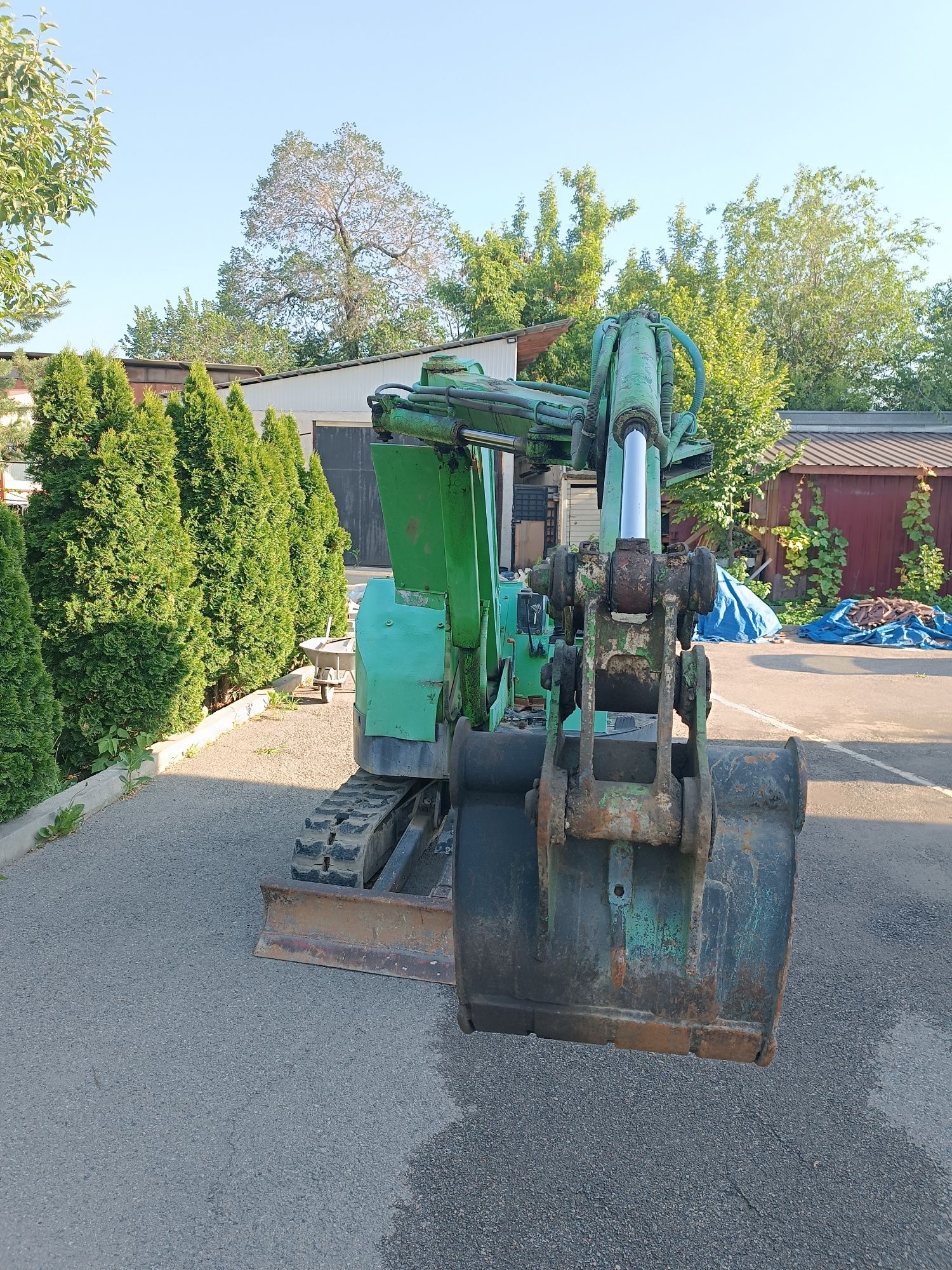 Миниэкскаватор YANMAR